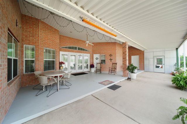 128 Duke Road, Bedias, TX 77831