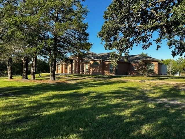 128 Duke Road, Bedias, TX 77831