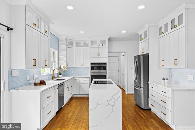 42827 SPINKS FERRY RD, Leesburg, VA 20176