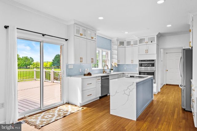 42827 SPINKS FERRY RD, Leesburg, VA 20176