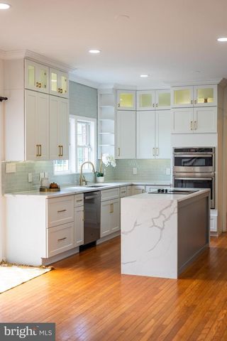 42827 SPINKS FERRY RD, Leesburg, VA 20176