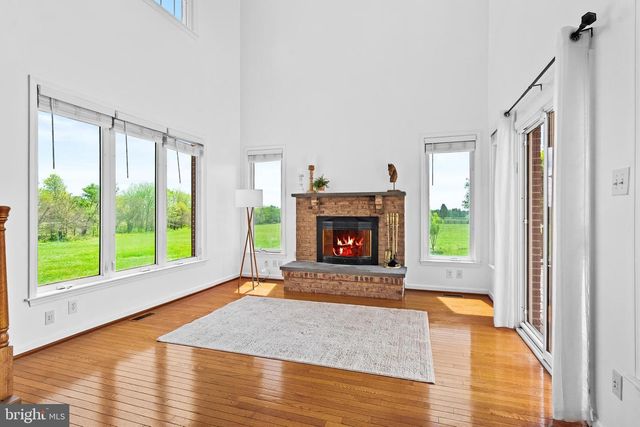 42827 SPINKS FERRY RD, Leesburg, VA 20176