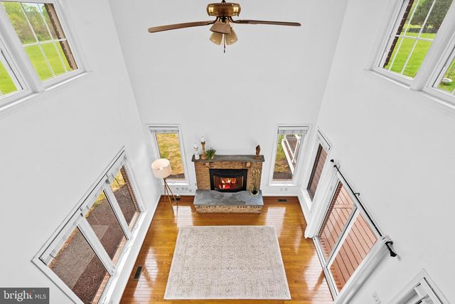 42827 SPINKS FERRY RD, Leesburg, VA 20176