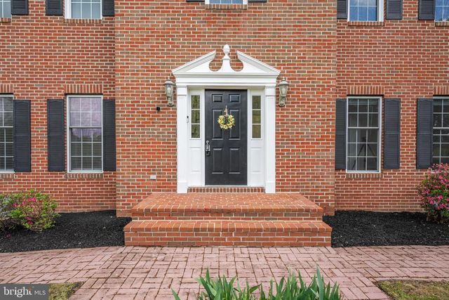 42827 SPINKS FERRY RD, Leesburg, VA 20176