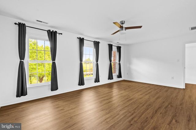 42827 SPINKS FERRY RD, Leesburg, VA 20176