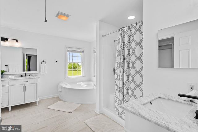 42827 SPINKS FERRY RD, Leesburg, VA 20176