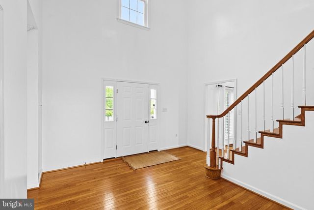 42827 SPINKS FERRY RD, Leesburg, VA 20176