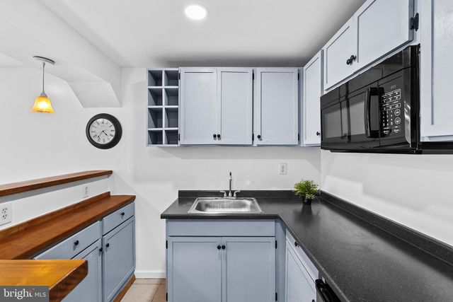 42827 SPINKS FERRY RD, Leesburg, VA 20176
