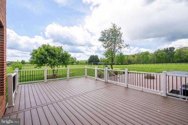 42827 SPINKS FERRY RD, Leesburg, VA 20176