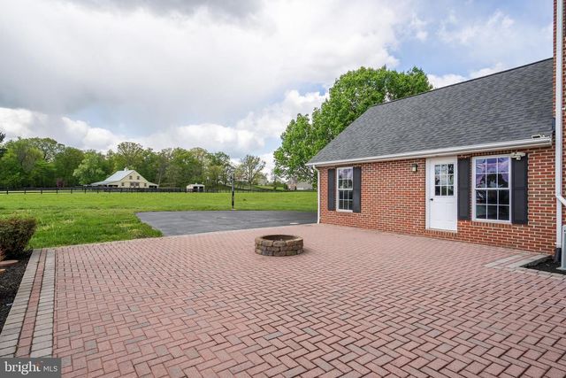42827 SPINKS FERRY RD, Leesburg, VA 20176
