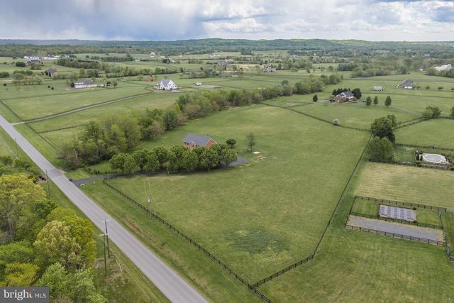 42827 SPINKS FERRY RD, Leesburg, VA 20176