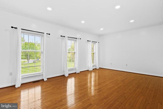 42827 SPINKS FERRY RD, Leesburg, VA 20176