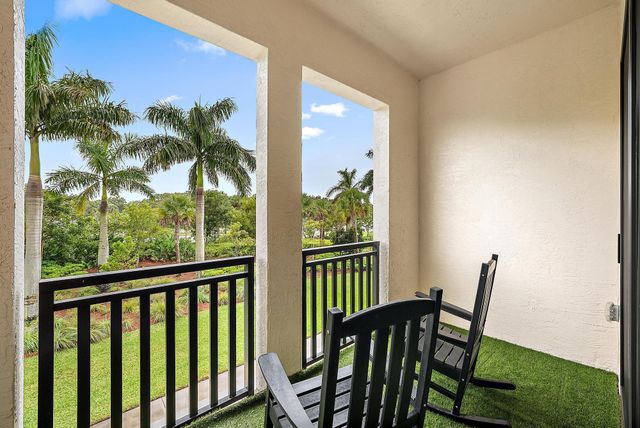 12514 Gross Pointe Drive, Palm Beach Gardens, FL 33418