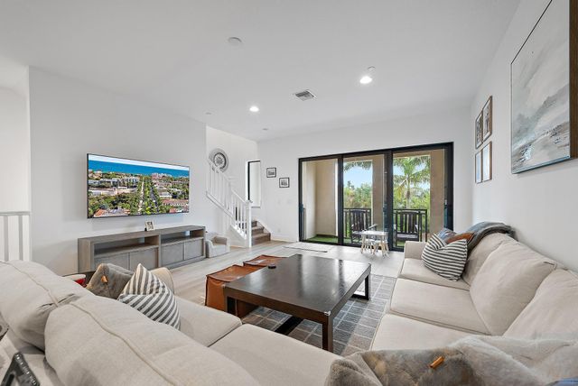 12514 Gross Pointe Drive, Palm Beach Gardens, FL 33418