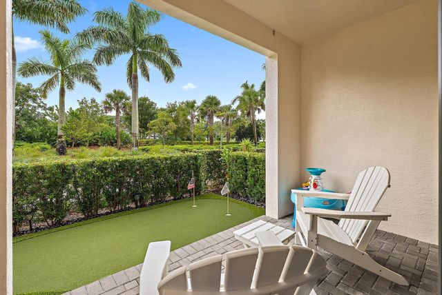 12514 Gross Pointe Drive, Palm Beach Gardens, FL 33418