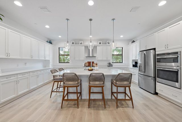 12514 Gross Pointe Drive, Palm Beach Gardens, FL 33418