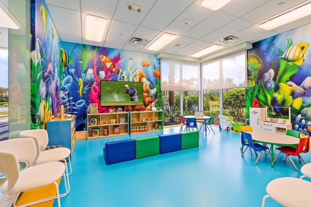 12514 Gross Pointe Drive, Palm Beach Gardens, FL 33418