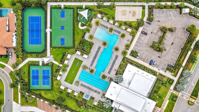 12514 Gross Pointe Drive, Palm Beach Gardens, FL 33418