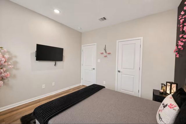 211 Clark Meadows Lane, Houston, TX 77076