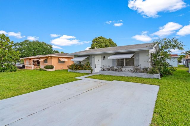 7505 NW 58th St, Tamarac, FL 33321