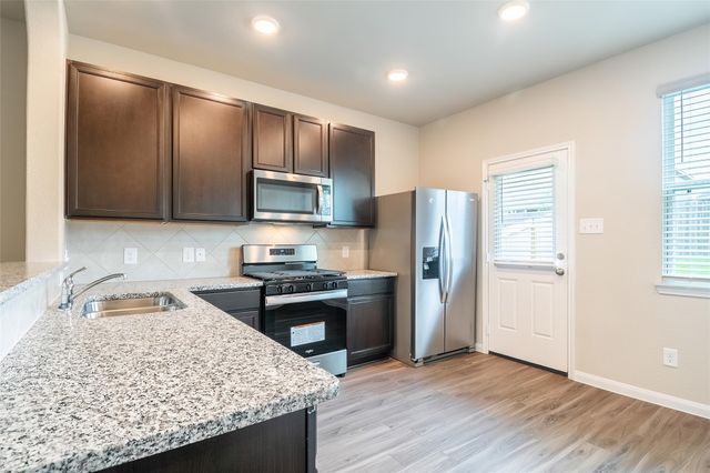 3707 Cub Drive, Conroe, TX 77301