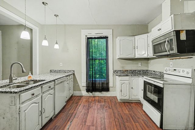 714 Ritchey Street, Gainesville, TX 76240