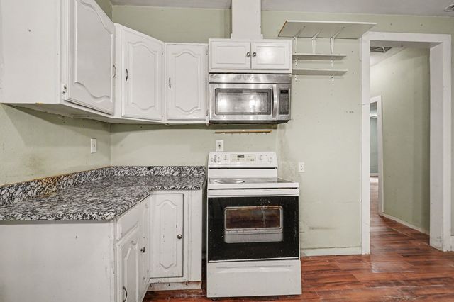 714 Ritchey Street, Gainesville, TX 76240
