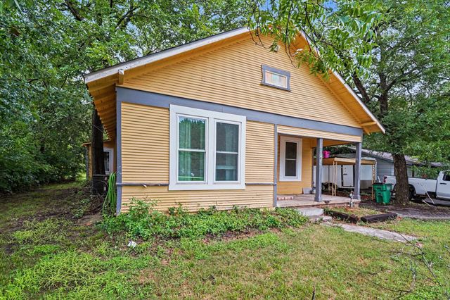 714 Ritchey Street, Gainesville, TX 76240