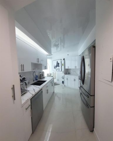 16425 Collins Avenue 818, Sunny Isles Beach, FL 33160
