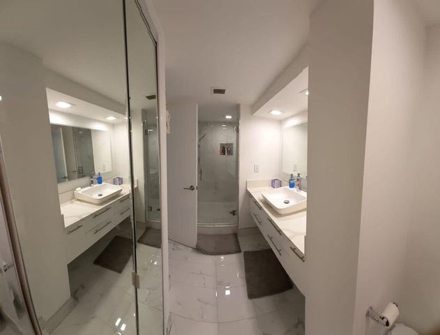 16425 Collins Avenue 818, Sunny Isles Beach, FL 33160