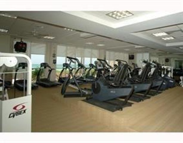 16425 Collins Avenue 818, Sunny Isles Beach, FL 33160