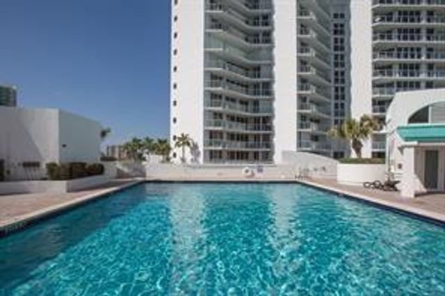 16425 Collins Avenue 818, Sunny Isles Beach, FL 33160