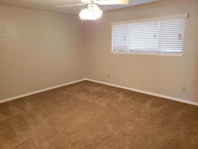 2706 Lufkin Lane, Deer Park, TX 77536