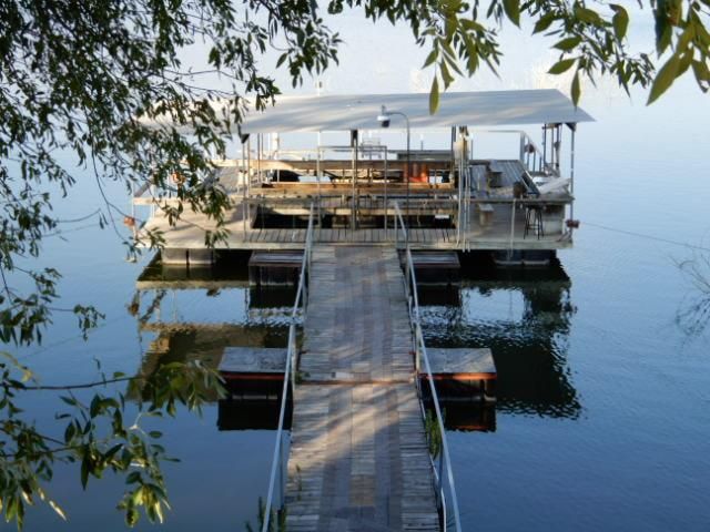 106 Redbud DR, Spicewood, TX 78669