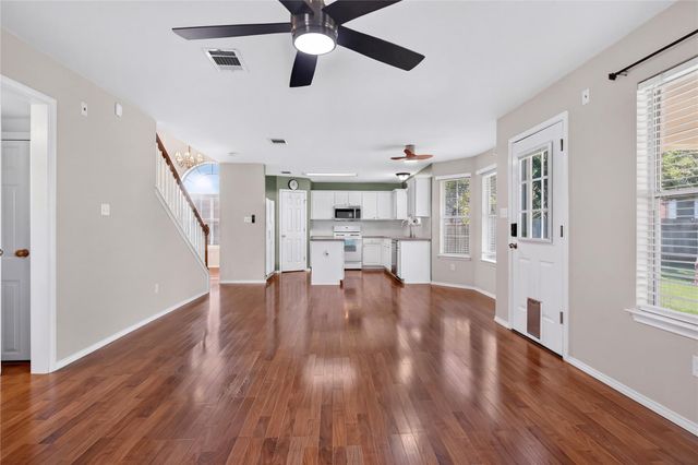 720 Settlement ST, Cedar Park, TX 78613