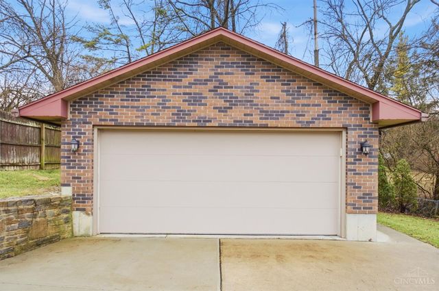 7305 Adena Hills Court, West Chester, OH 45069