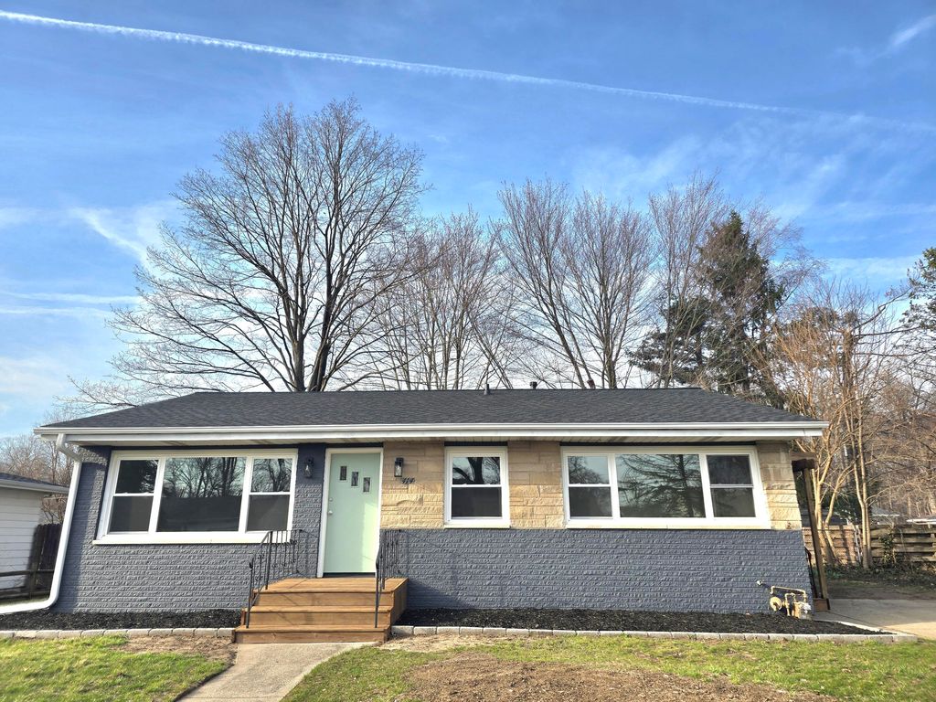 414 Holly Road, Michigan City, IN 46360