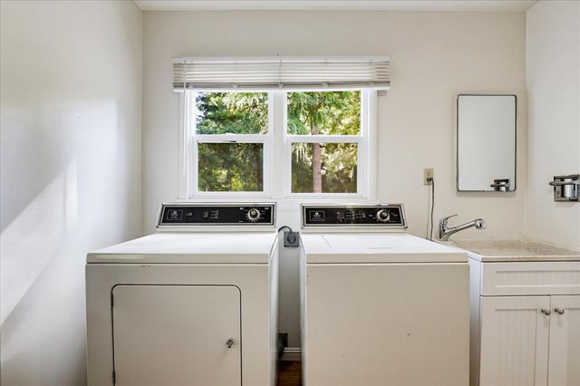 353 Clay St, Nevada City, CA 95959