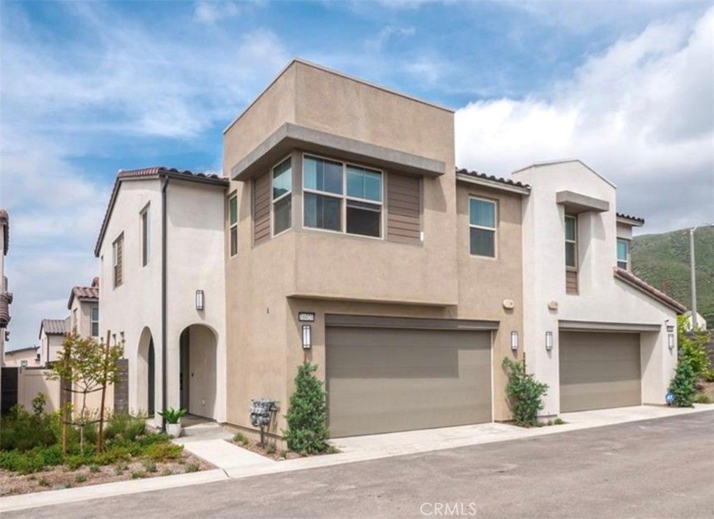 16020 Sunny Court, Fontana, CA 92336