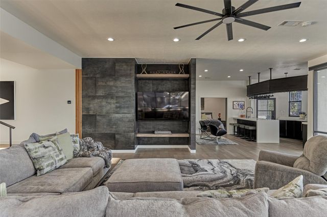 12870 Pelican Island Drive, Willis, TX 77318