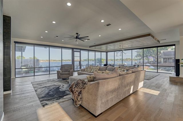 12870 Pelican Island Drive, Willis, TX 77318