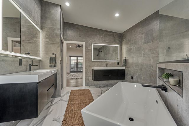 12870 Pelican Island Drive, Willis, TX 77318