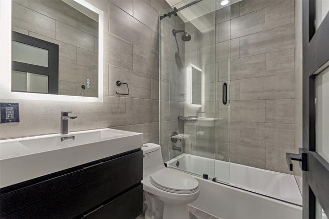 12870 Pelican Island Drive, Willis, TX 77318