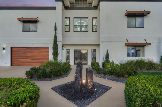 12870 Pelican Island Drive, Willis, TX 77318