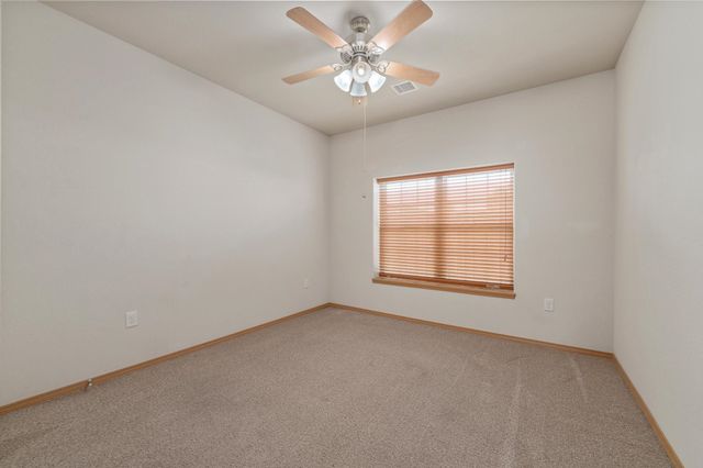 201 E Karla Ave, Haysville, KS 67060