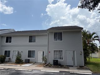 13160 Kings Point DR 2, Fort Myers, FL 33919