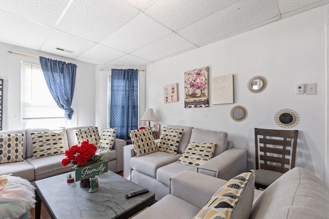 560 N Montello St, Brockton, MA 02301