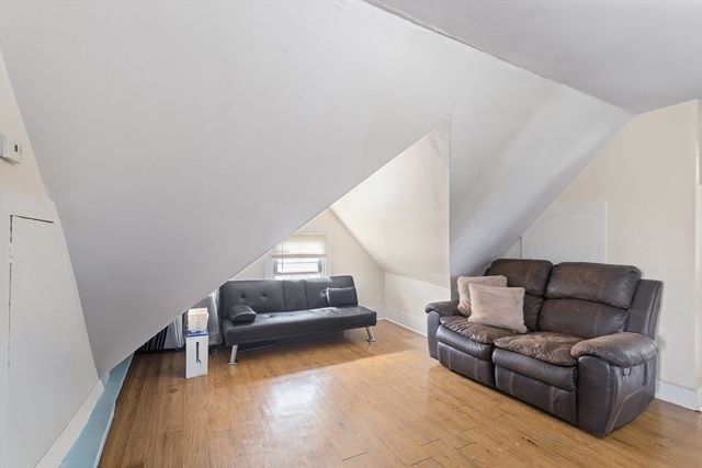 560 N Montello St, Brockton, MA 02301