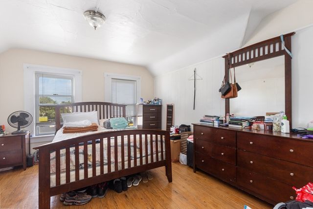 560 N Montello St, Brockton, MA 02301