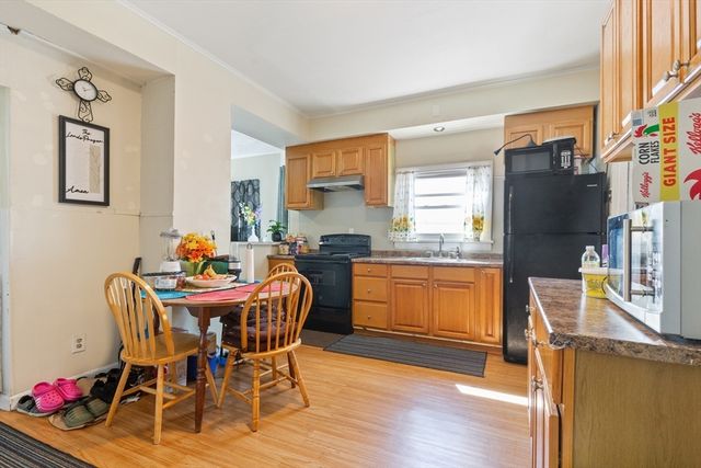 560 N Montello St, Brockton, MA 02301